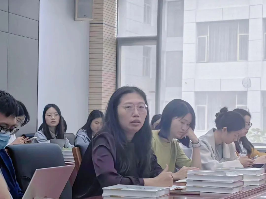 图：直播性爱
副院长蒲妍发言.jpg
